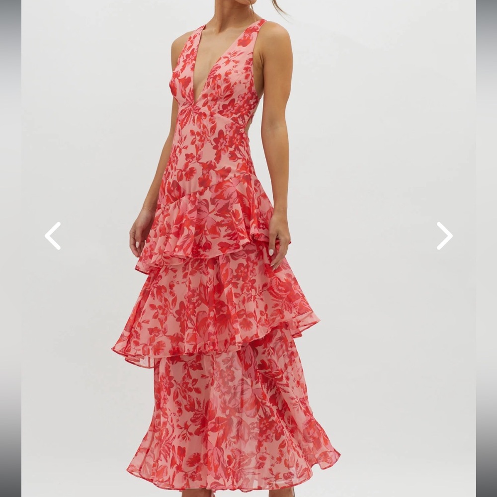 ISO** selfie leslie veda ruffle maxi dress